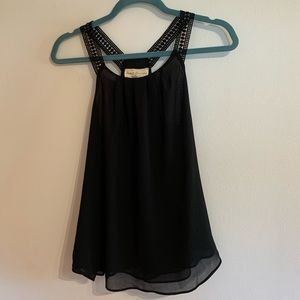 Super cute black tank
